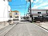 外観：安心して暮らすことのできる住宅街。　住宅地の道路は一般に交通量が少なく車などの騒音が少ないため、住民にとって静かな生活環境が提供されます。 