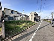 周辺は住宅が建ち並ぶ閑静な住宅街です。 