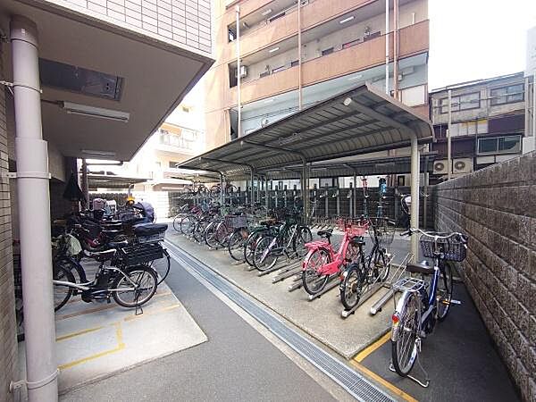 駐車場を拡大表示