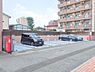 駐車場：お住まいのマンションは機械式立体駐車場となっています！盗難やいたずらを防ぎやすく、お車を傷や汚れなどからも守ることができます。