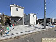 「長期優良住宅認定」「住宅性能評価W取得」で、安全性や耐久性も高い基準をクリア。長く安心して快適に暮らせる高品質な住まいです。