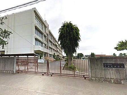 鶴ヶ島市立富士見中学校まで20m