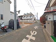 対面式キッチンを配したLDK16帖！全室南向きの陽光差し込む快適な住まい。