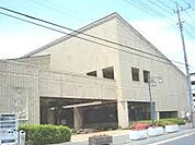 坂戸市中央図書館まで369m