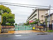 川越市立山田小学校まで900m