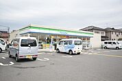 ファミリーマート川越かし野台店まで1312m