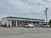 ファミリーマート川越上寺山店まで643m