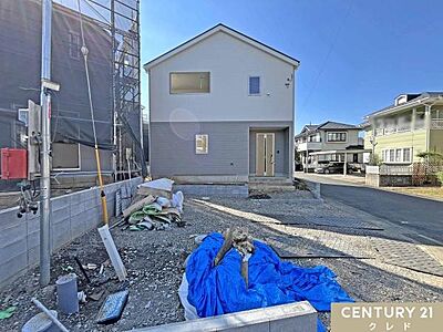 外観:若者夫婦や子育て家族を応援!みらいエコ住宅対象の全6棟(諸条件あり)完成に向け、着々と工事が進んでいます。 外観:若者夫婦や子育て家族を応援!みらいエコ住宅対象の全6棟(諸条件あり)完成に向け、着々と工事が進んでいます。