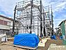 その他：坂戸小学校まで徒歩9分でお子様の通学も安心。商業施設や保育園・幼稚園などの教育機関も徒歩圏内に充実した、子育て家族にオススメの住環境。