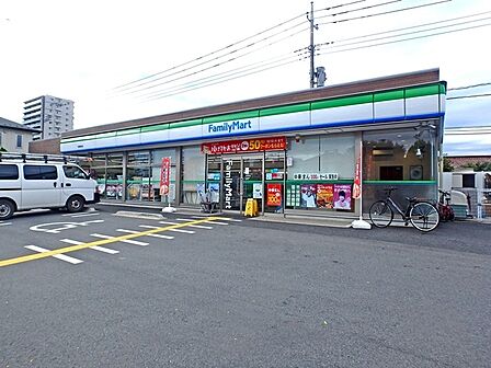 ファミリーマート若葉駅西店まで850m