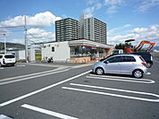セブンイレブン和歌山平岡店まで175m
