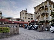 和歌山市立紀之川中学校まで422m、徒歩4分