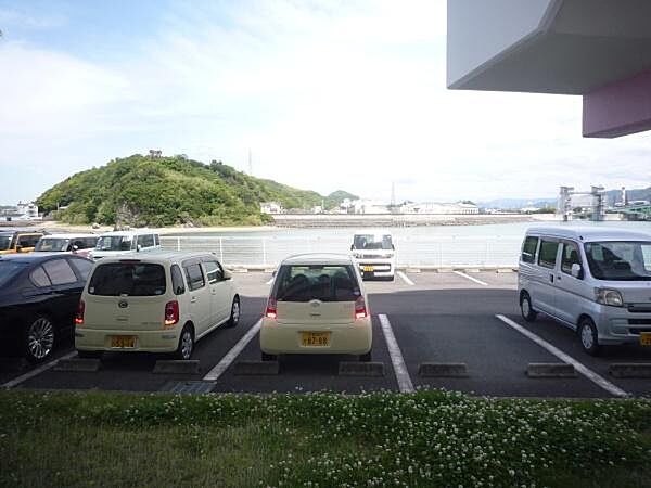 駐車場を拡大表示