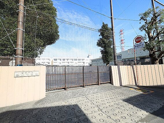 横浜市立谷本中...