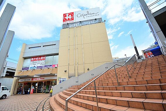 東急ストア　藤...