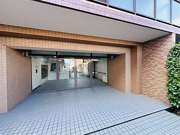 エントランスを拡大表示