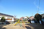松風台児童遊園　距離約180m