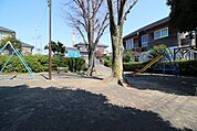 王禅寺なかよし公園まで約1300m