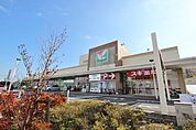 ヨークフーズ　南毛利店　距離約1600m