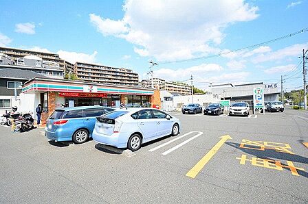 セブンイレブン　川崎犬蔵2丁目店まで約290m