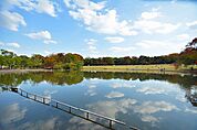 多摩中央公園　距離約1700m