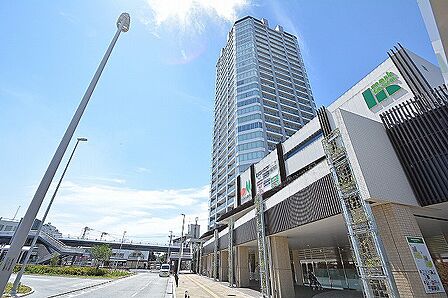 JR横浜線・東急田園都市線・こどもの国線「長津田」駅 距離約400m
