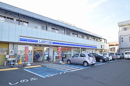 ローソン 八王子長房町店 距離約800m