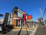 マクドナルド　十日市場店まで約700m