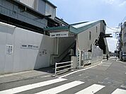 京王線・京王相模原線「調布」駅　距離約3200m