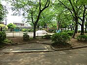めじろ台南公園　距離約450m