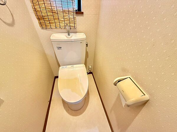 トイレを拡大表示