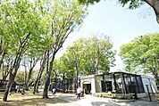 夢見ケ崎動物公園まで約1700m