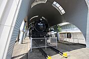 町田市立さるびあ図書館　距離約300m