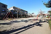 南林間西北公園　距離約400m