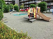 東淵野辺正栄公園　距離約300m