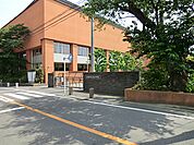 世田谷区立烏山中学校　距離約1500m