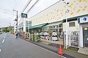 FUJI　鳥山店まで約1800m