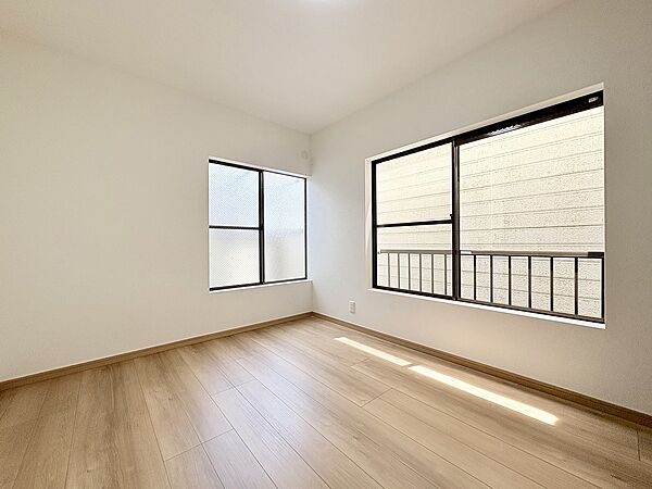 寝室を拡大表示