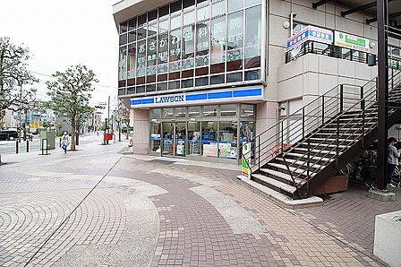 ローソン　グラントーレ橋本店　距離約350m