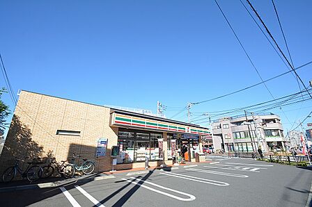 セブンイレブン　大和西鶴間店　距離約500m
