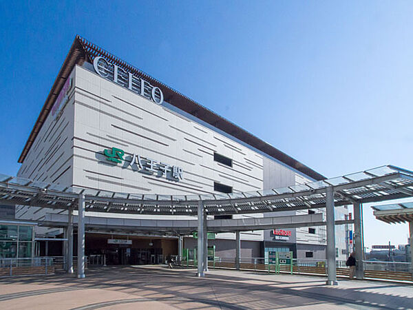 周辺を拡大表示