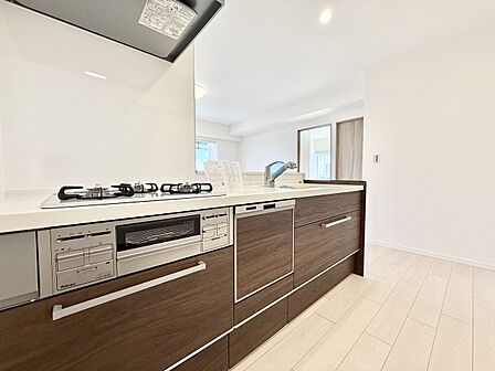 シンプルで使いやすいガスコンロ付きキッチン