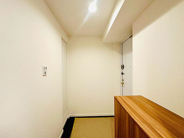 玄関を拡大表示