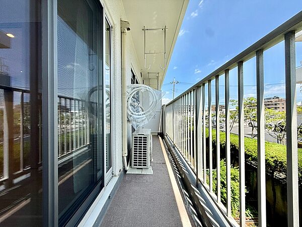 バルコニーを拡大表示