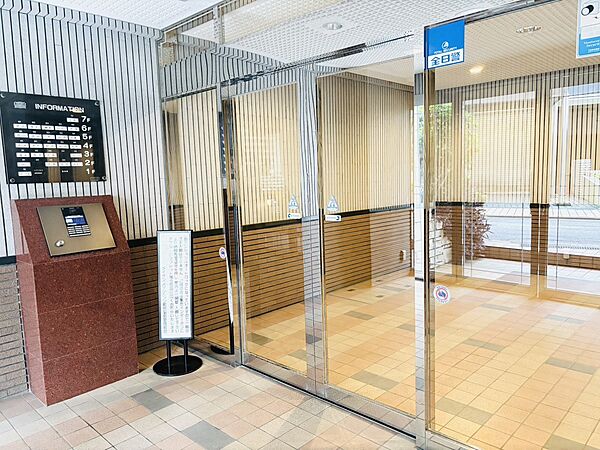 エントランス