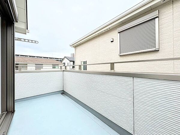 バルコニーを拡大表示