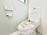 トイレ：清潔感のあるトイレ空間