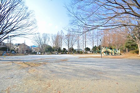 美山台公園まで約500m