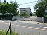 周辺：多摩市立和田中学校　距離約600m