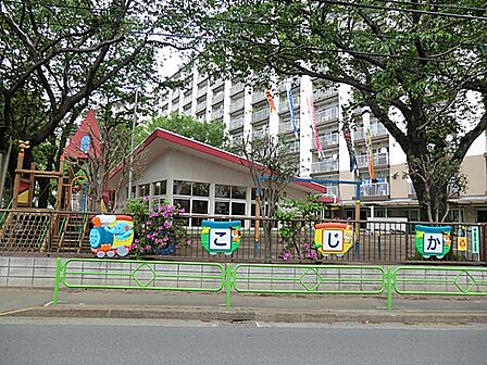 子鹿幼稚園まで約1200m